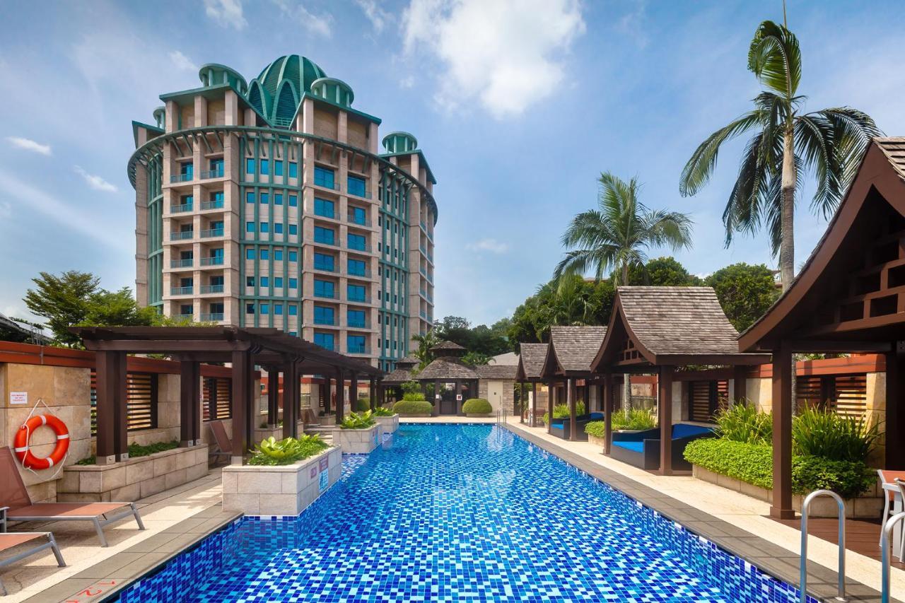Resorts World Sentosa - Crockfords Tower Сингапур Екстериор снимка