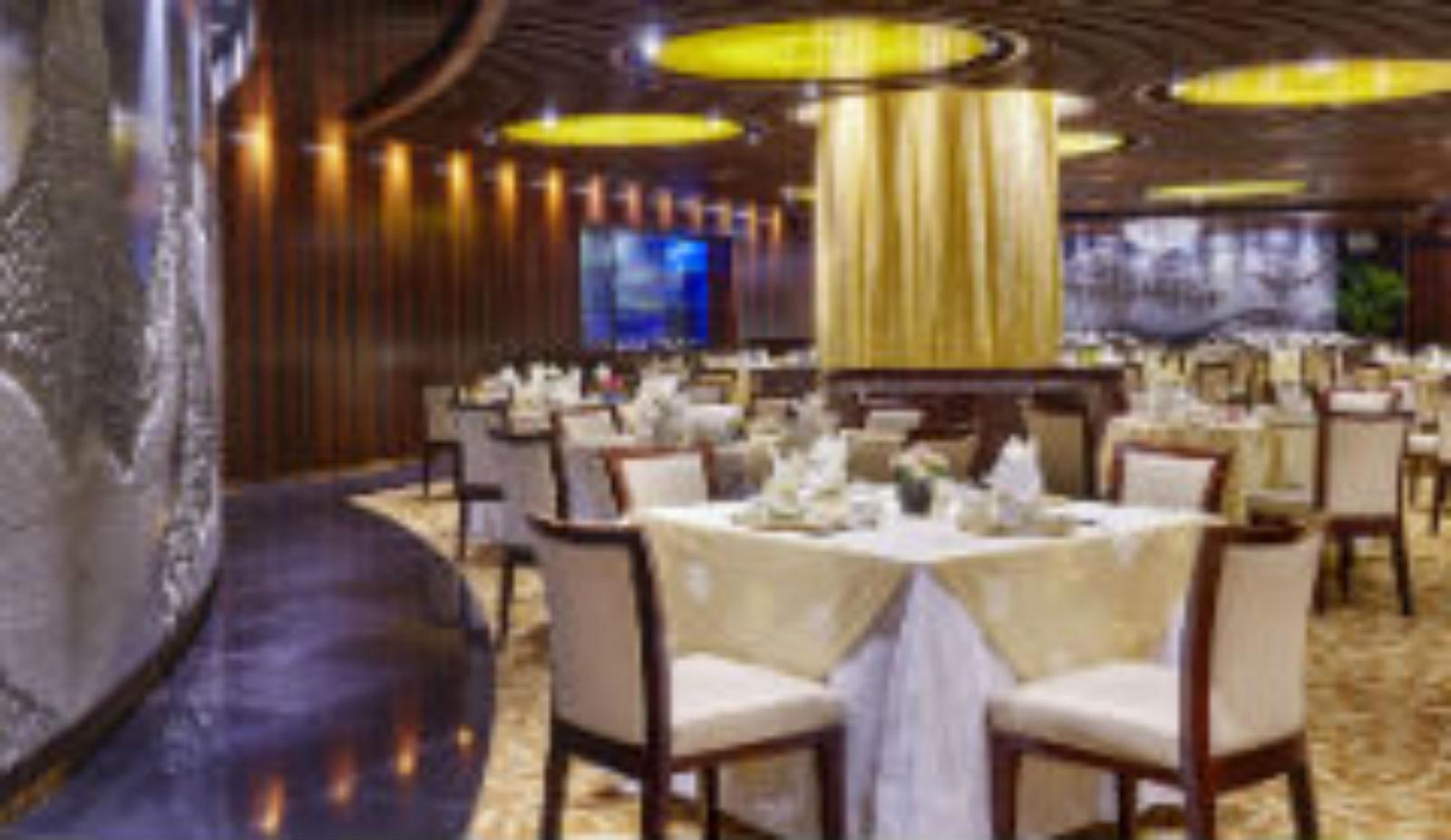 Resorts World Sentosa - Crockfords Tower Сингапур Екстериор снимка