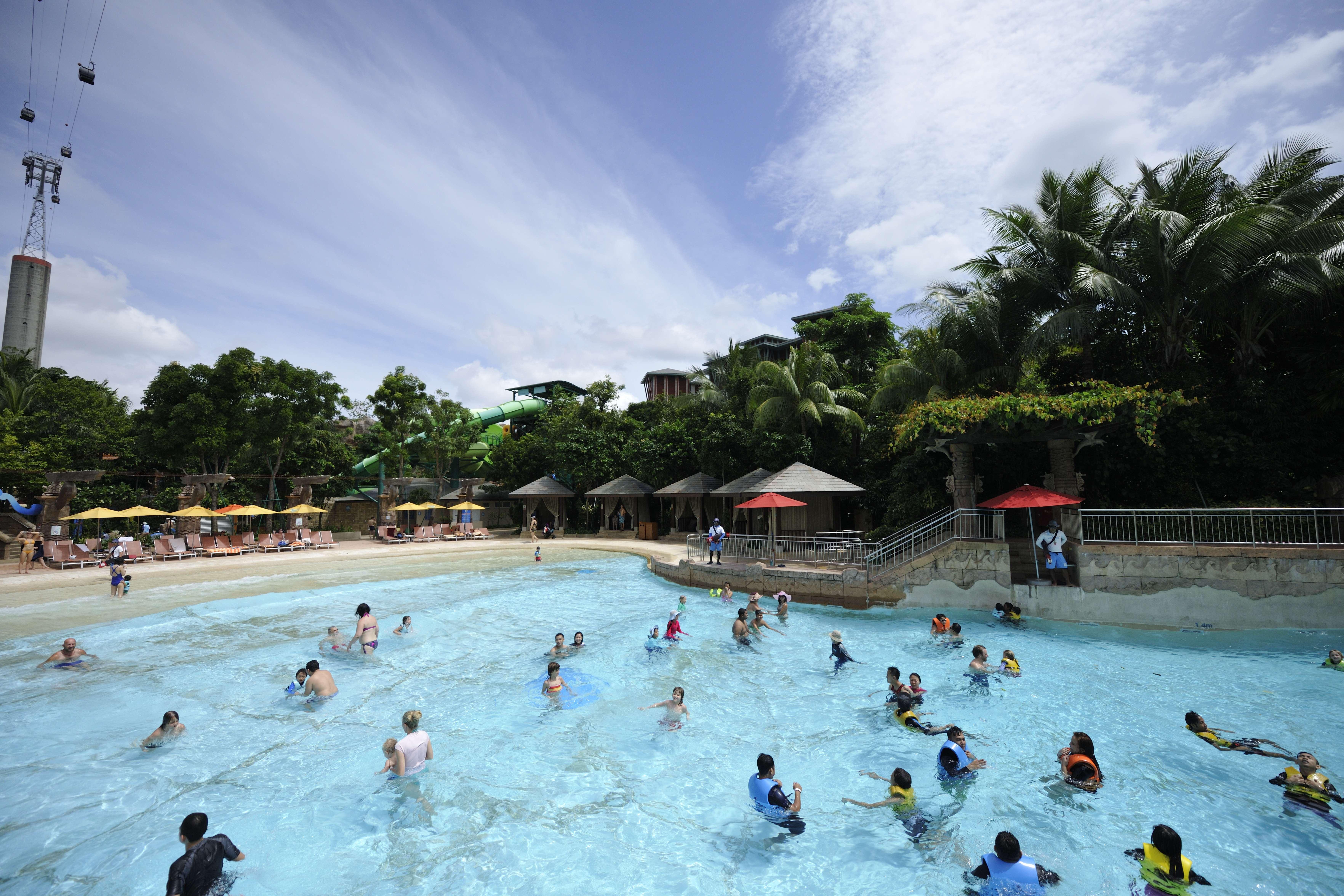 Resorts World Sentosa - Crockfords Tower Сингапур Екстериор снимка