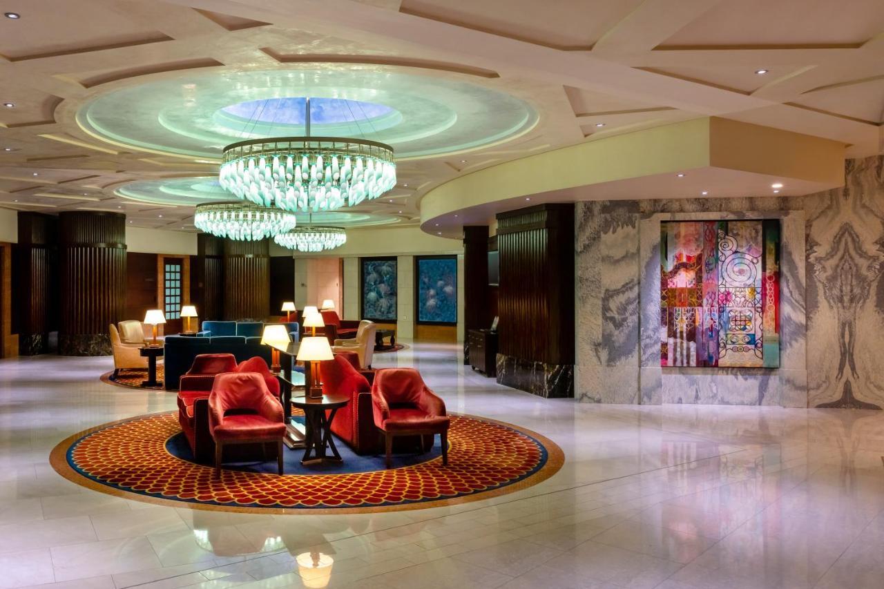 Resorts World Sentosa - Crockfords Tower Сингапур Екстериор снимка