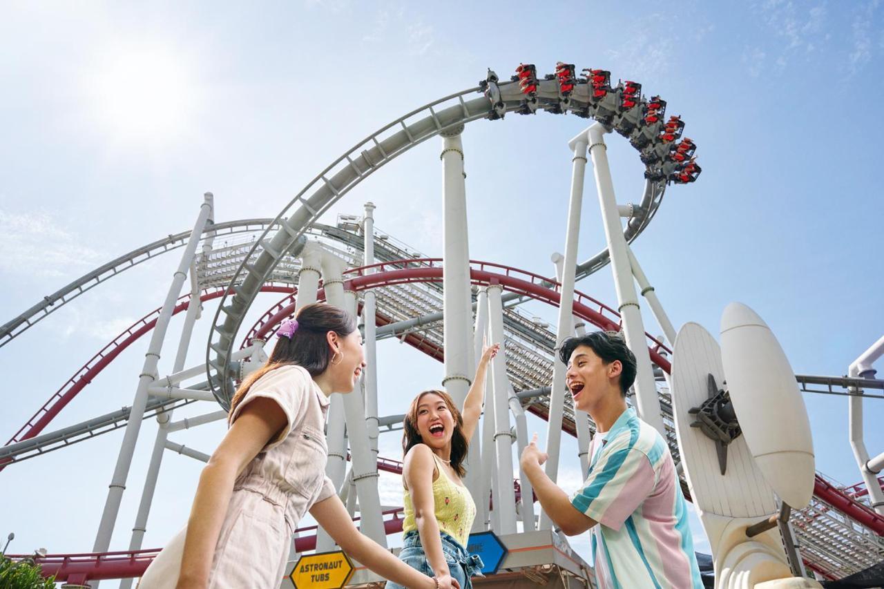 Resorts World Sentosa - Crockfords Tower Сингапур Екстериор снимка