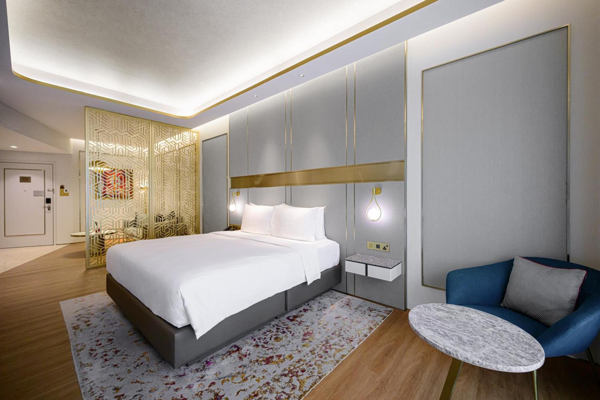 Resorts World Sentosa - Crockfords Tower Сингапур Екстериор снимка