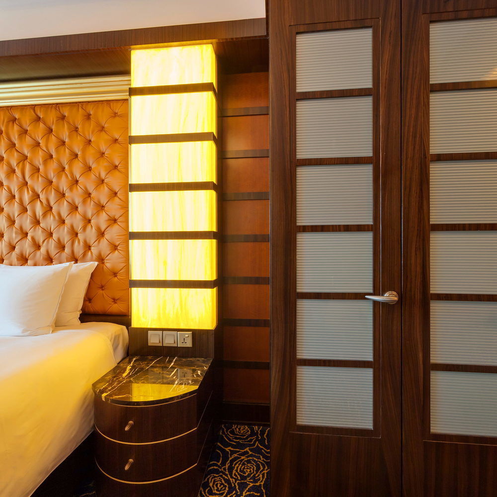 Resorts World Sentosa - Crockfords Tower Сингапур Екстериор снимка
